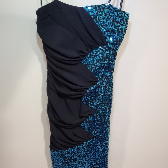 NWT Short strapless sequin dress - Small - Picture 3 of 5